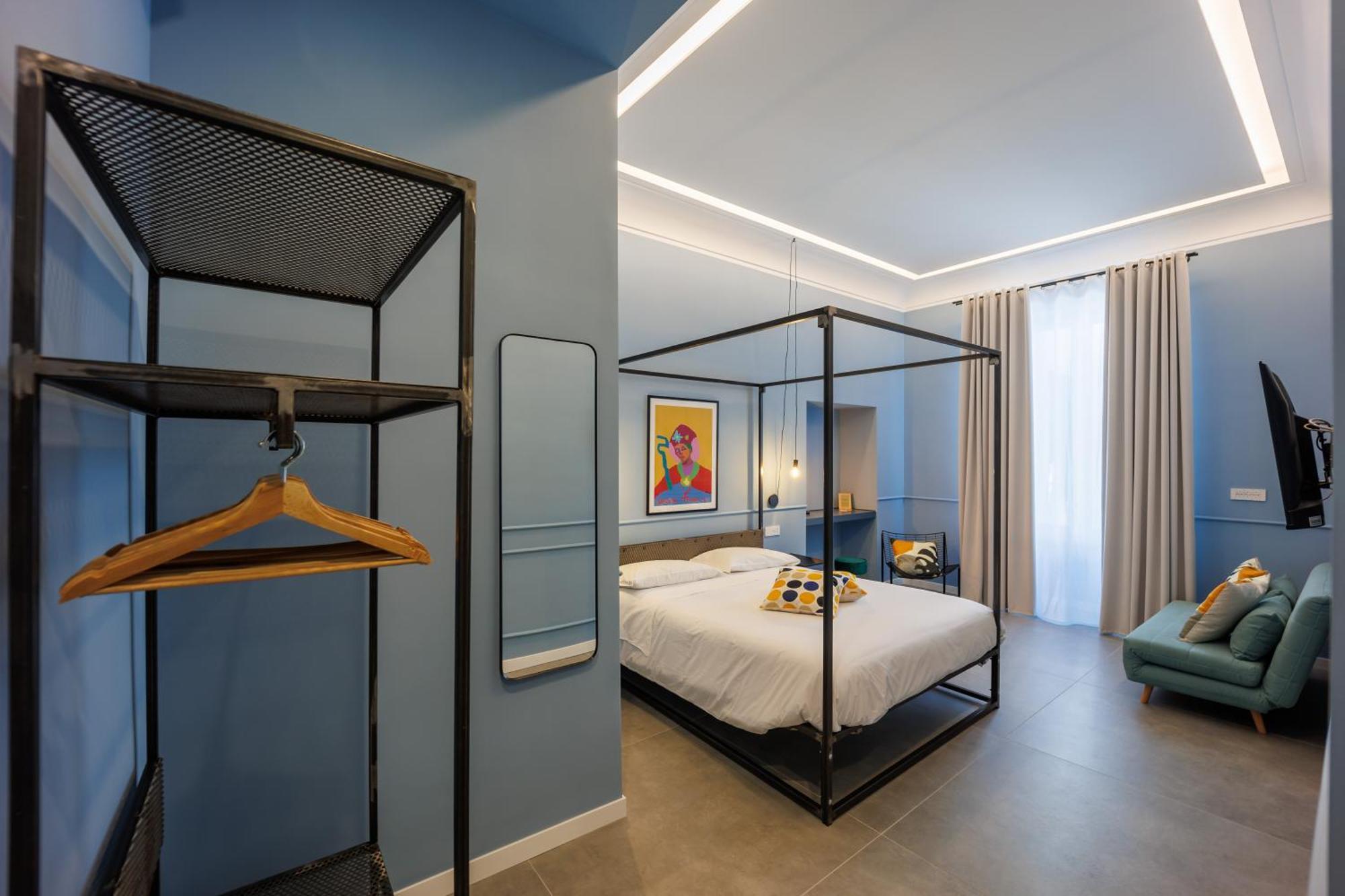 Le Stanze Di Napoli Hotel Bagian luar foto