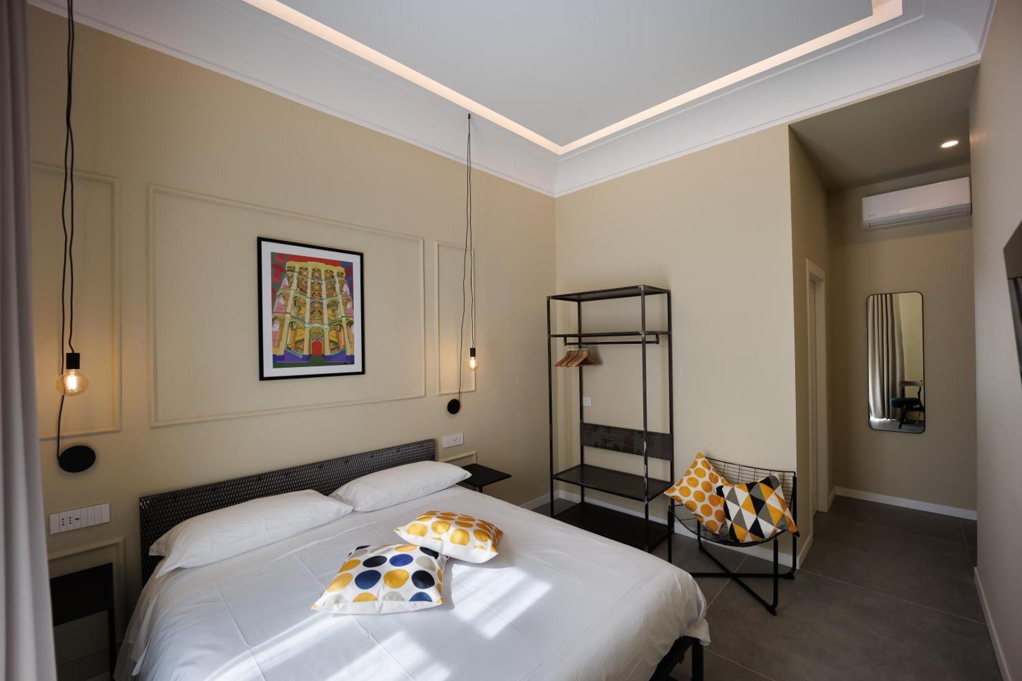 Le Stanze Di Napoli Hotel Bagian luar foto