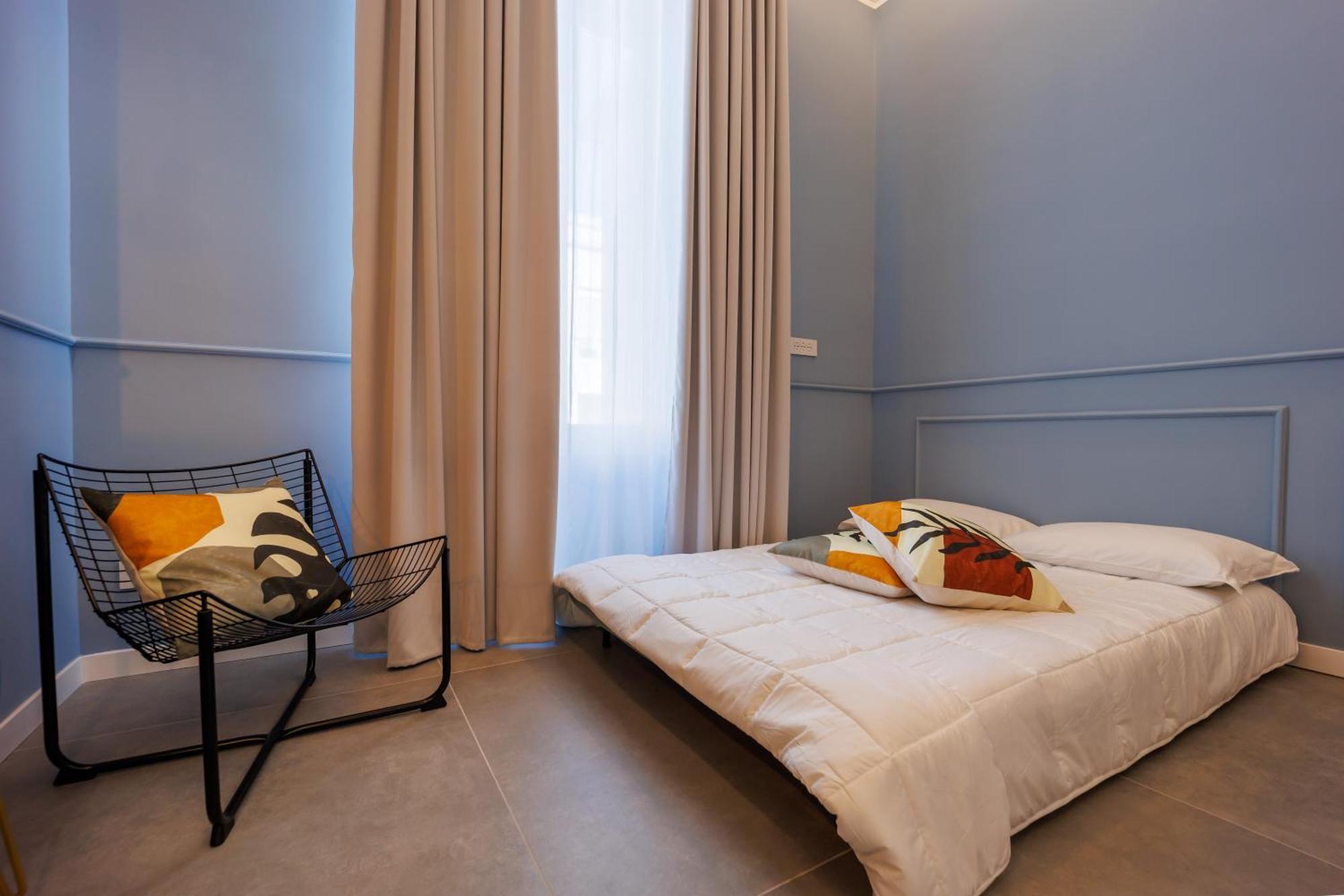 Le Stanze Di Napoli Hotel Bagian luar foto