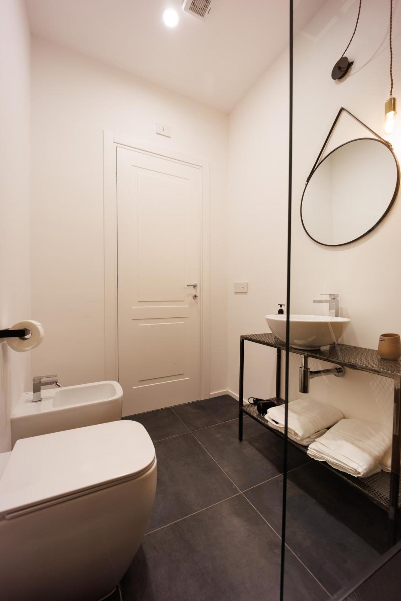 Le Stanze Di Napoli Hotel Bagian luar foto